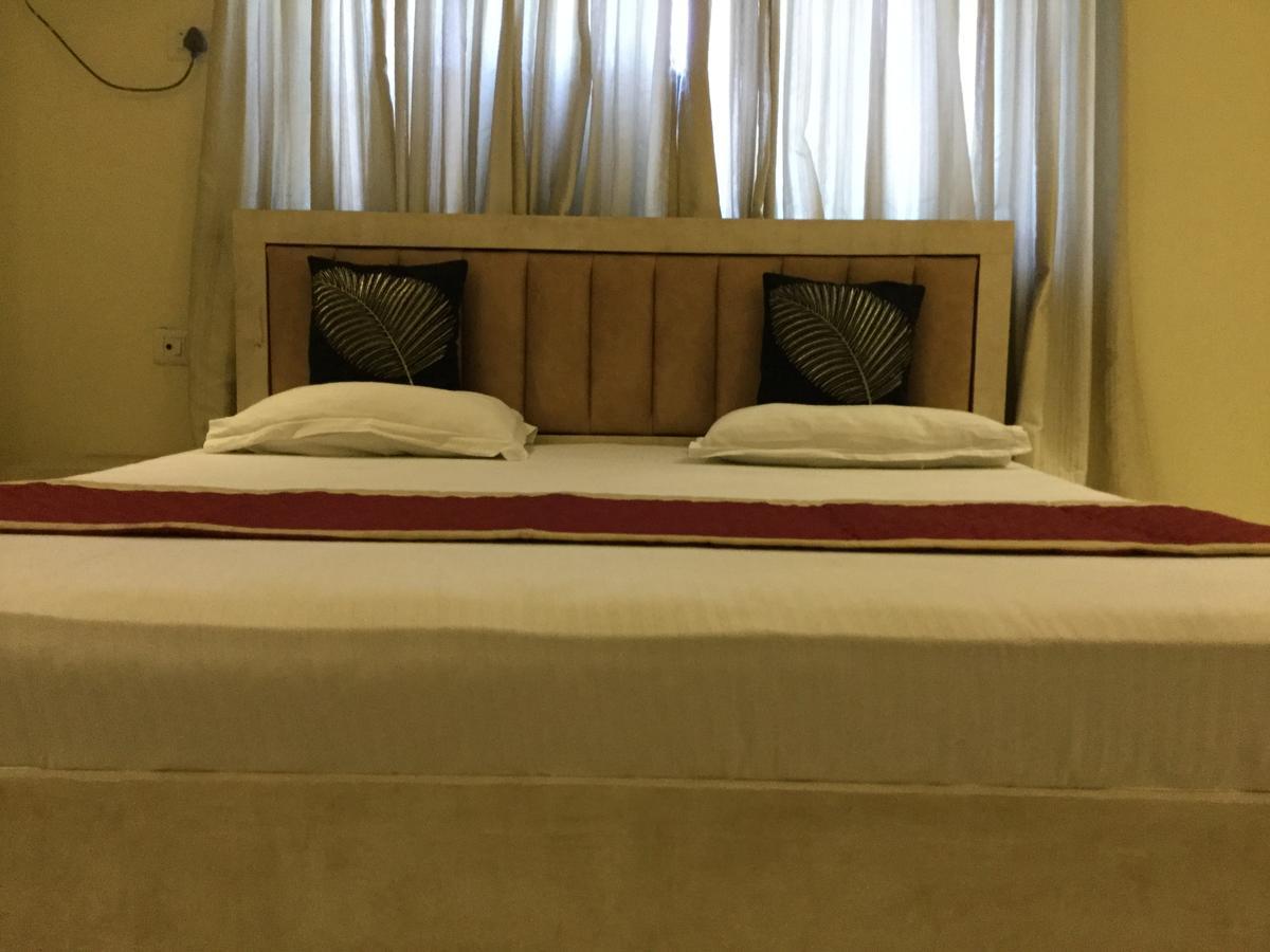 Arista Service Apartments 孟买 外观 照片